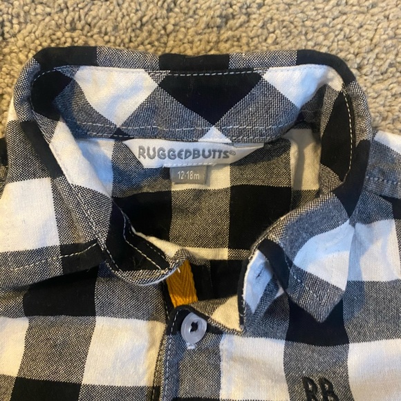 Nordstrom button down 12-18 months - Picture 2 of 2